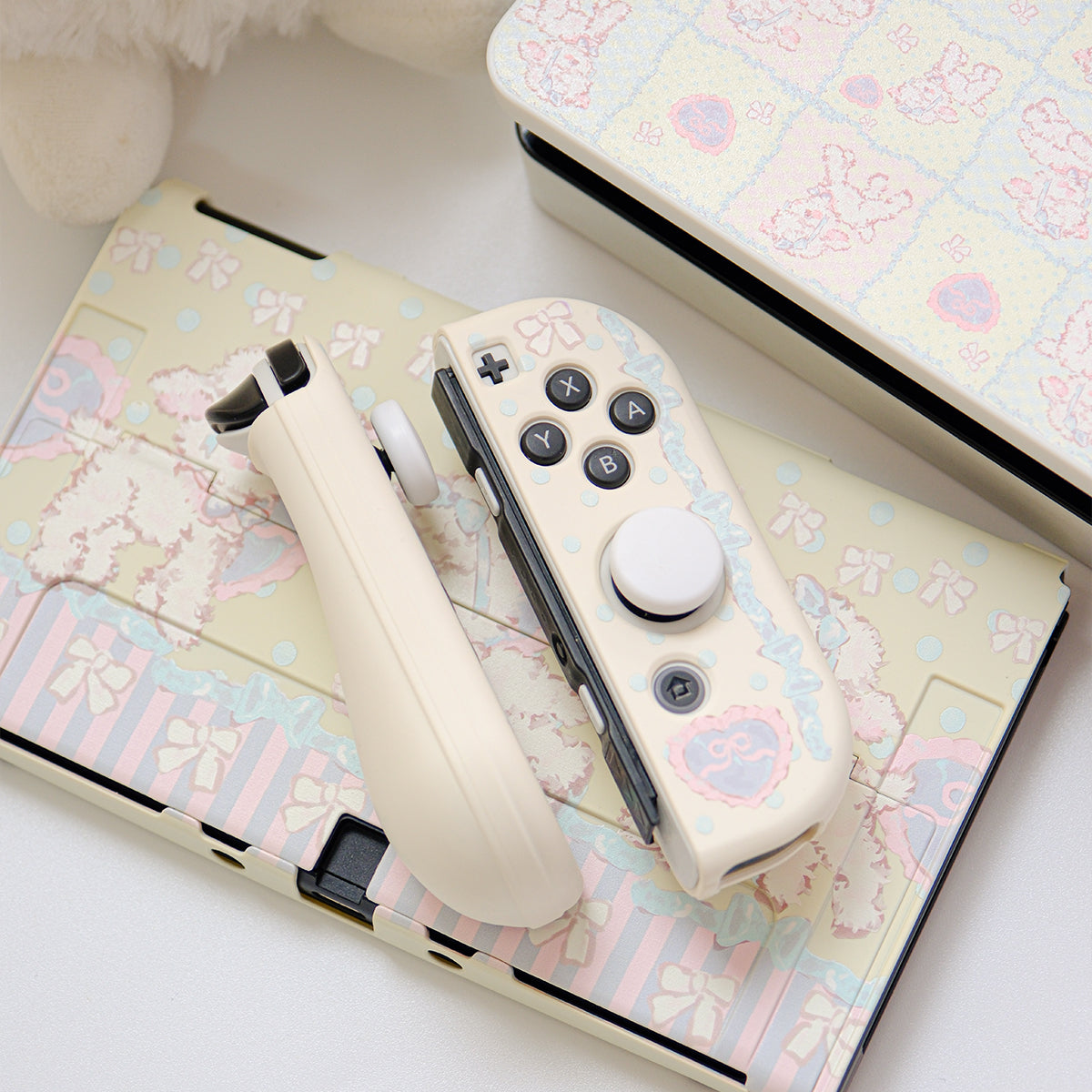 MistIsland Protective Case for Nintendo Switch - Lolita Lamb